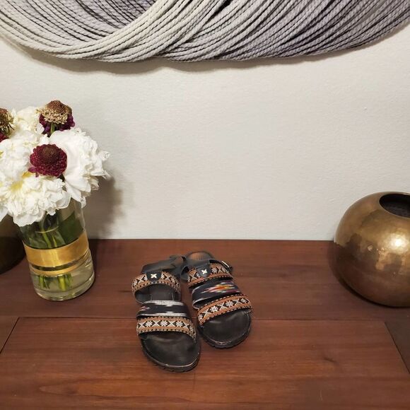 Free People Aztec Print Strappy Sandals Sz 37 - Picture 1 of 6